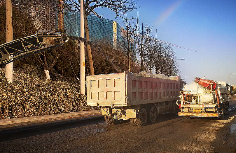 彩色瀝青冷補(bǔ)料的養(yǎng)護(hù)要注意什么？